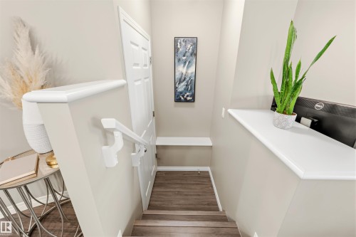 3229 Cherry Crescent, Edmonton, AB - Indoor Photo Showing Other Room