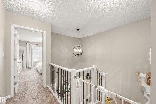 3229 Cherry Crescent, Edmonton, AB - Indoor Photo Showing Other Room