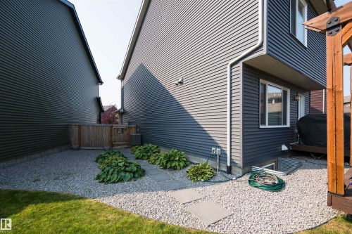 3229 Cherry Crescent, Edmonton, AB - Outdoor With Exterior