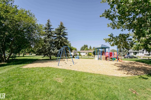16 Willow Park Estates, Leduc, AB - Outdoor