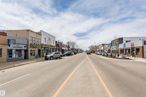 16 Willow Park Estates, Leduc, AB - Outdoor