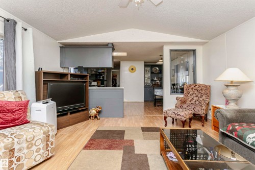 16 Willow Park Estates, Leduc, AB - Indoor