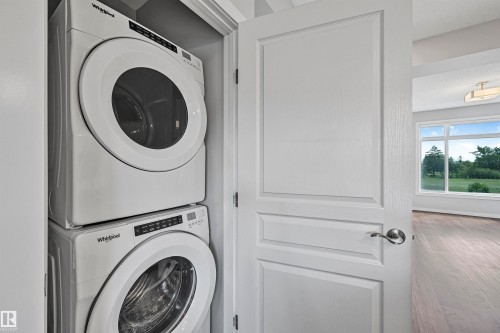 72 1010 Rabbit Hill Road, Edmonton, AB - Indoor Photo Showing Laundry Room