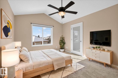 23 2815 34 Avenue, Edmonton, AB - Indoor Photo Showing Bedroom