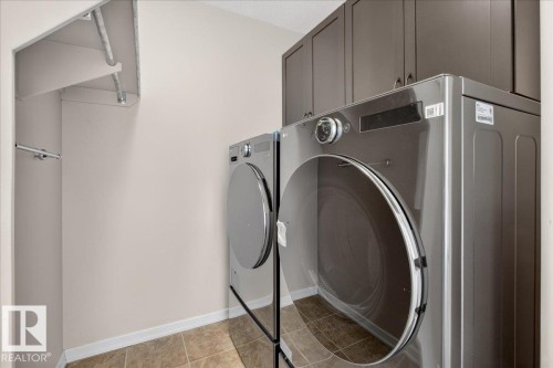 23 2815 34 Avenue, Edmonton, AB - Indoor Photo Showing Laundry Room