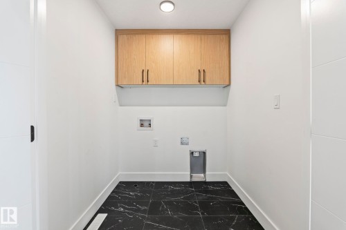 8516 181 Avenue, Edmonton, AB - Indoor Photo Showing Other Room