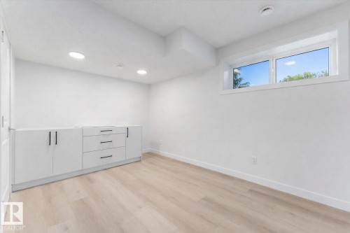 12033 92 Street, Edmonton, AB - Indoor Photo Showing Other Room
