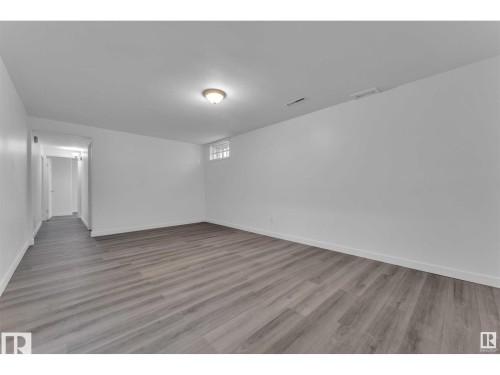 8004 130 Avenue, Edmonton, AB - Indoor Photo Showing Other Room