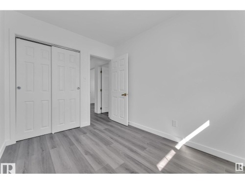 8004 130 Avenue, Edmonton, AB - Indoor Photo Showing Other Room