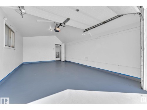 8004 130 Avenue, Edmonton, AB - Indoor Photo Showing Garage
