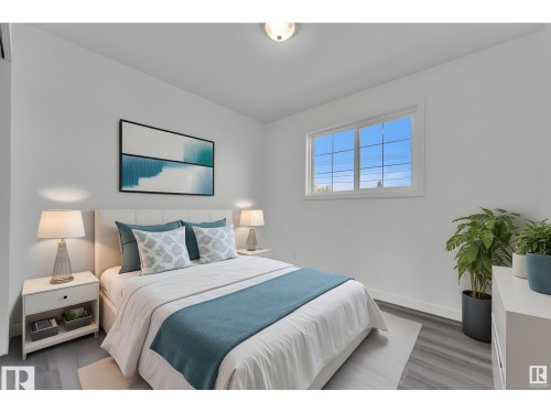 8004 130 Avenue, Edmonton, AB - Indoor Photo Showing Bedroom