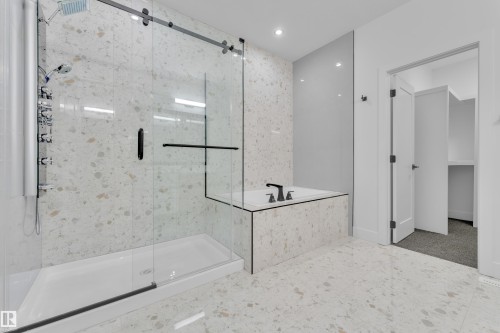 749 Astoria Way, Devon, AB - Indoor Photo Showing Bathroom