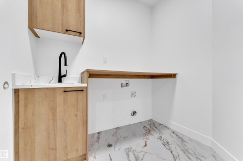 749 Astoria Way, Devon, AB - Indoor Photo Showing Other Room