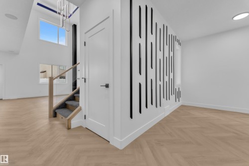 749 Astoria Way, Devon, AB - Indoor Photo Showing Other Room