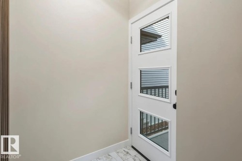 22725 89A Avenue, Edmonton, AB - Indoor Photo Showing Other Room