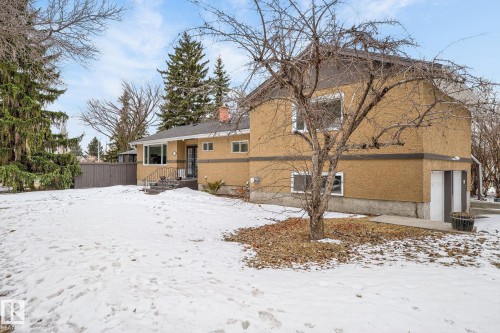10704 130 Street, Edmonton, AB - Outdoor