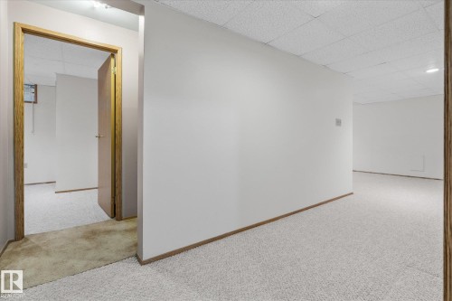 10728 153 Avenue, Edmonton, AB - Indoor Photo Showing Other Room