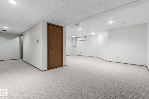 10728 153 Avenue, Edmonton, AB - Indoor