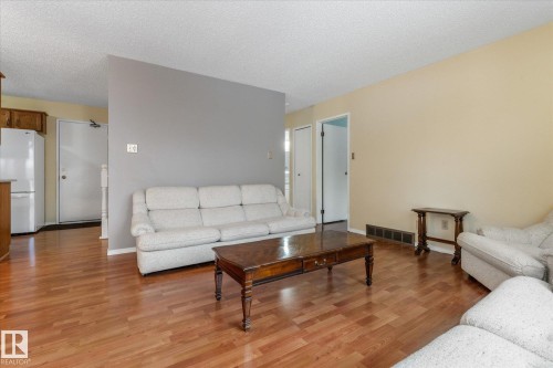 10728 153 Avenue, Edmonton, AB - Indoor Photo Showing Living Room