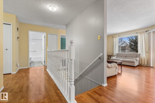 10728 153 Avenue, Edmonton, AB - Indoor Photo Showing Other Room
