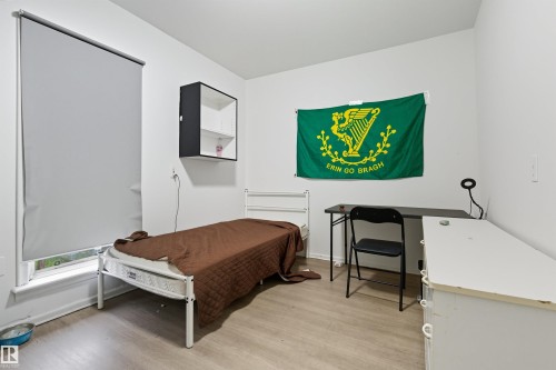 9513 103 Avenue, Edmonton, AB - Indoor