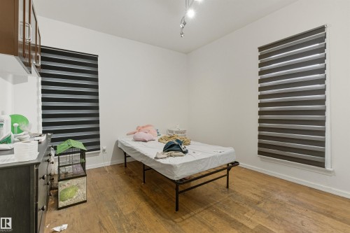 9513 103 Avenue, Edmonton, AB - Indoor Photo Showing Other Room