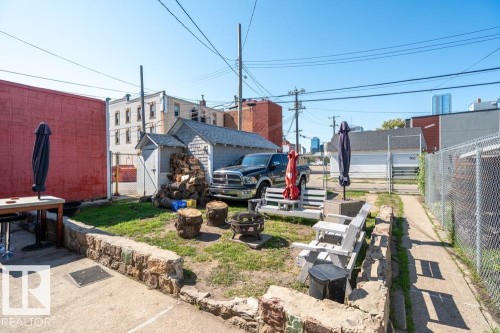 10256 95 Street, Edmonton, AB - Outdoor