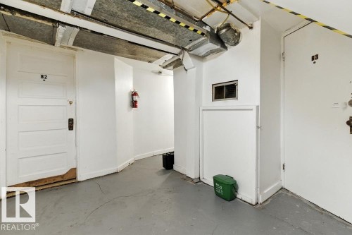 10256 95 Street, Edmonton, AB - Indoor Photo Showing Garage