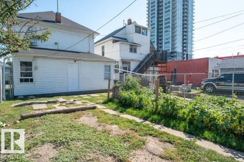 10260 95 Street, Edmonton, AB - Outdoor