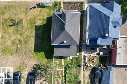 10260 95 Street, Edmonton, AB - Outdoor