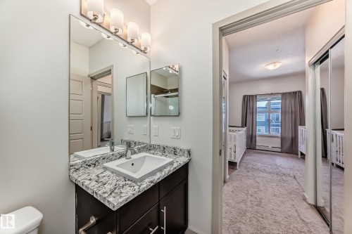 406 504 Griesbach Parade, Edmonton, AB - Indoor Photo Showing Bathroom