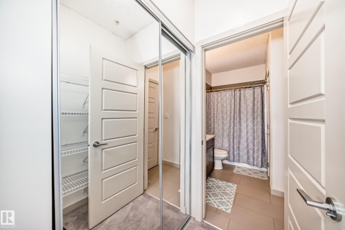 406 504 Griesbach Parade, Edmonton, AB - Indoor Photo Showing Other Room
