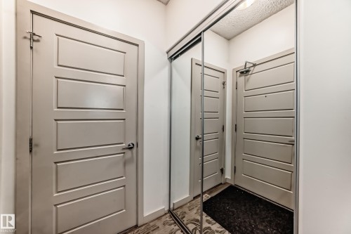 406 504 Griesbach Parade, Edmonton, AB - Indoor Photo Showing Other Room