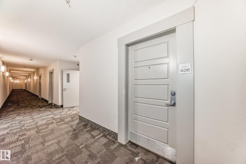 406 504 Griesbach Parade, Edmonton, AB - Indoor Photo Showing Other Room
