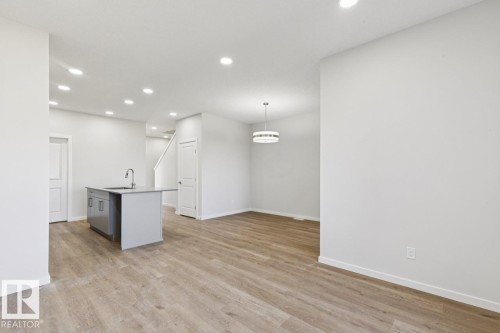 319 Edgemont Drive, Edmonton, AB - Indoor