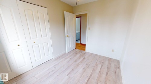 363 Richfield Road, Edmonton, AB - Indoor Photo Showing Other Room