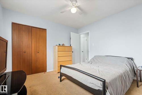 21 Fenwick Crescent, St. Albert, AB - Indoor Photo Showing Bedroom