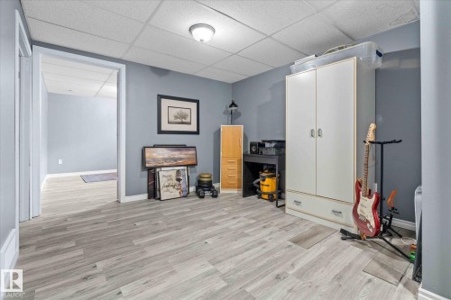 21 Fenwick Crescent, St. Albert, AB - Indoor