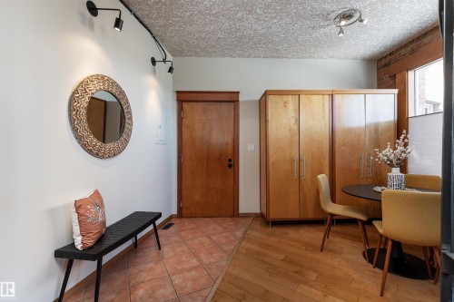 301 10141 95 Street, Edmonton, AB - Indoor Photo Showing Other Room