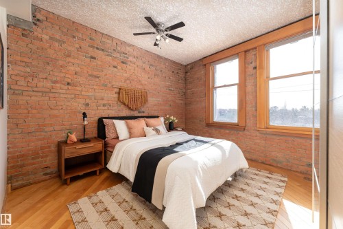 301 10141 95 Street, Edmonton, AB - Indoor Photo Showing Bedroom