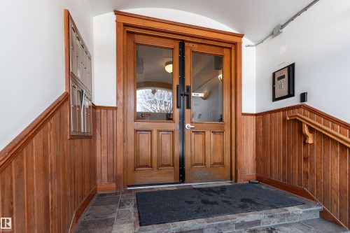 301 10141 95 Street, Edmonton, AB - Indoor Photo Showing Other Room