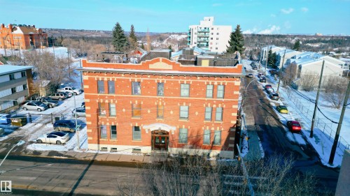 301 10141 95 Street, Edmonton, AB - Outdoor
