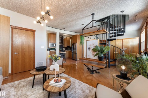 301 10141 95 Street, Edmonton, AB - Indoor Photo Showing Other Room