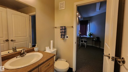 314 8528 82 Avenue, Edmonton, AB - Indoor Photo Showing Bathroom