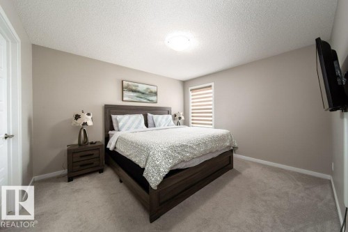 5904 Anthony Crescent, Edmonton, AB - Indoor Photo Showing Bedroom
