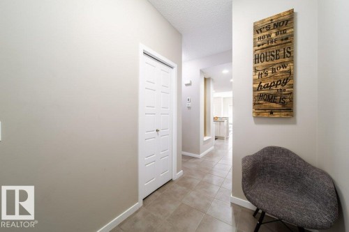 5904 Anthony Crescent, Edmonton, AB - Indoor Photo Showing Other Room