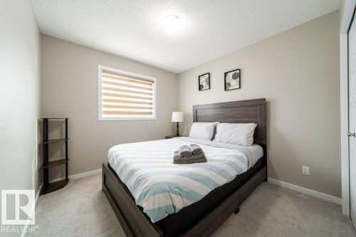 5904 Anthony Crescent, Edmonton, AB - Indoor Photo Showing Bedroom