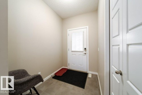 5904 Anthony Crescent, Edmonton, AB - Indoor Photo Showing Other Room