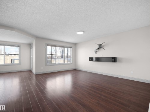 6116 10 Avenue, Edmonton, AB - Indoor