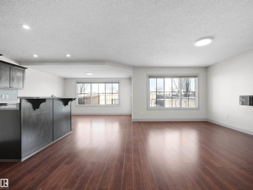 6116 10 Avenue, Edmonton, AB - Indoor